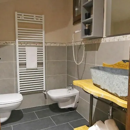 Lejlighed Mella -la Corte - At The With Parking Bellagio