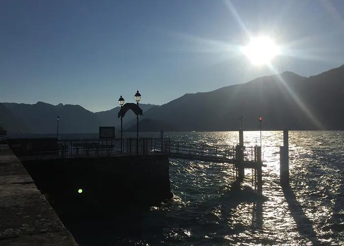 Mella -la Corte - At The With Parking Daire Bellagio